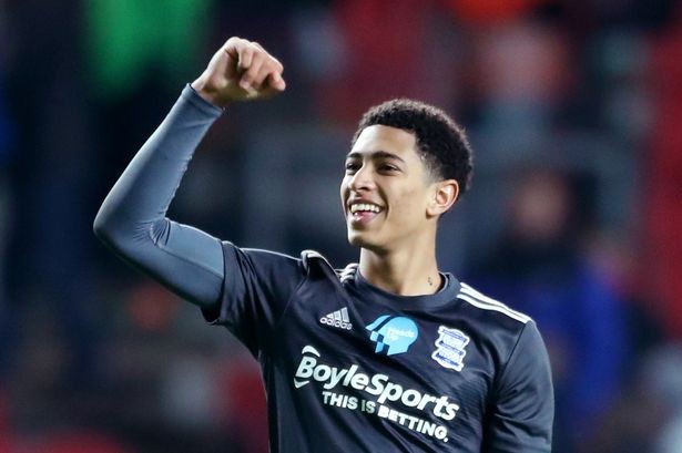 马竞阿尔瓦雷斯23岁前包揽六大赛事冠军创历史（马竞阿尔瓦雷斯23岁前收齐六大赛事冠军，改写历史）