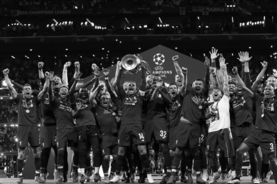 图片报：吉拉西下赛季留队可能性极低，可能去顶级球队或沙特