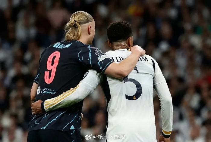 苏格兰女足队长卡思伯特与中国队比赛时头部受伤，被紧急送医