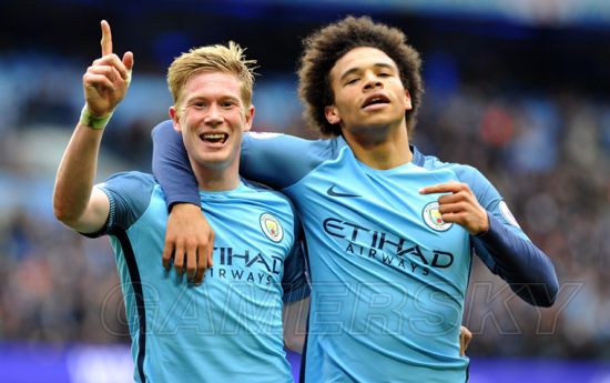 足球战术的新趋势：全能化