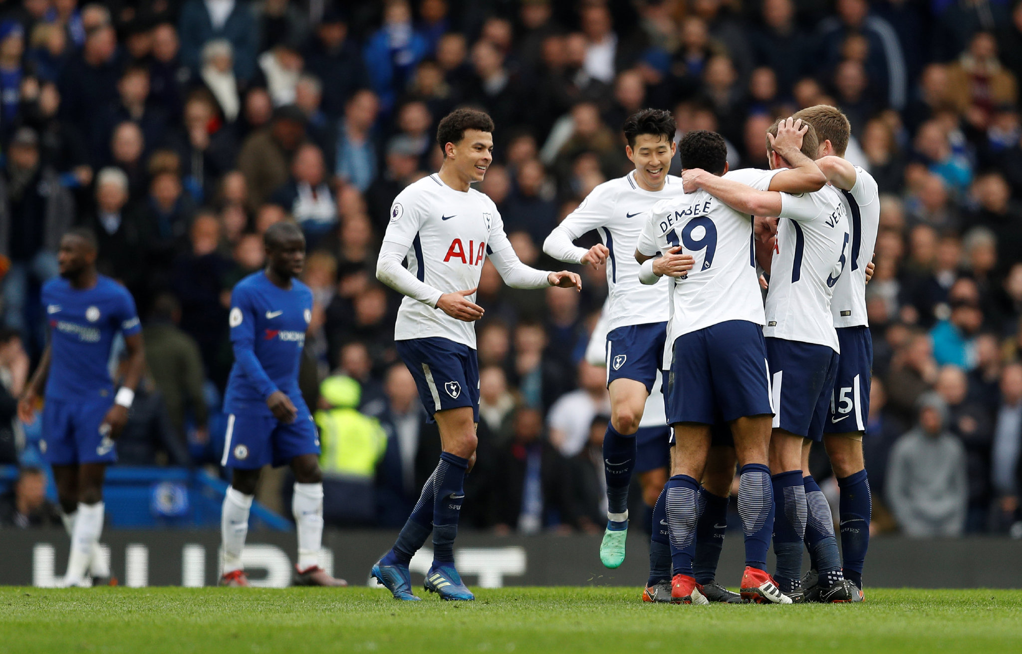 泰山足校95一代相聚淄博桓台，韦世豪、刘军帅等现役球员亮相