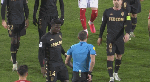 英超-B费双响姆贝莫破门芒特建功 曼联4-1狼队升至第六