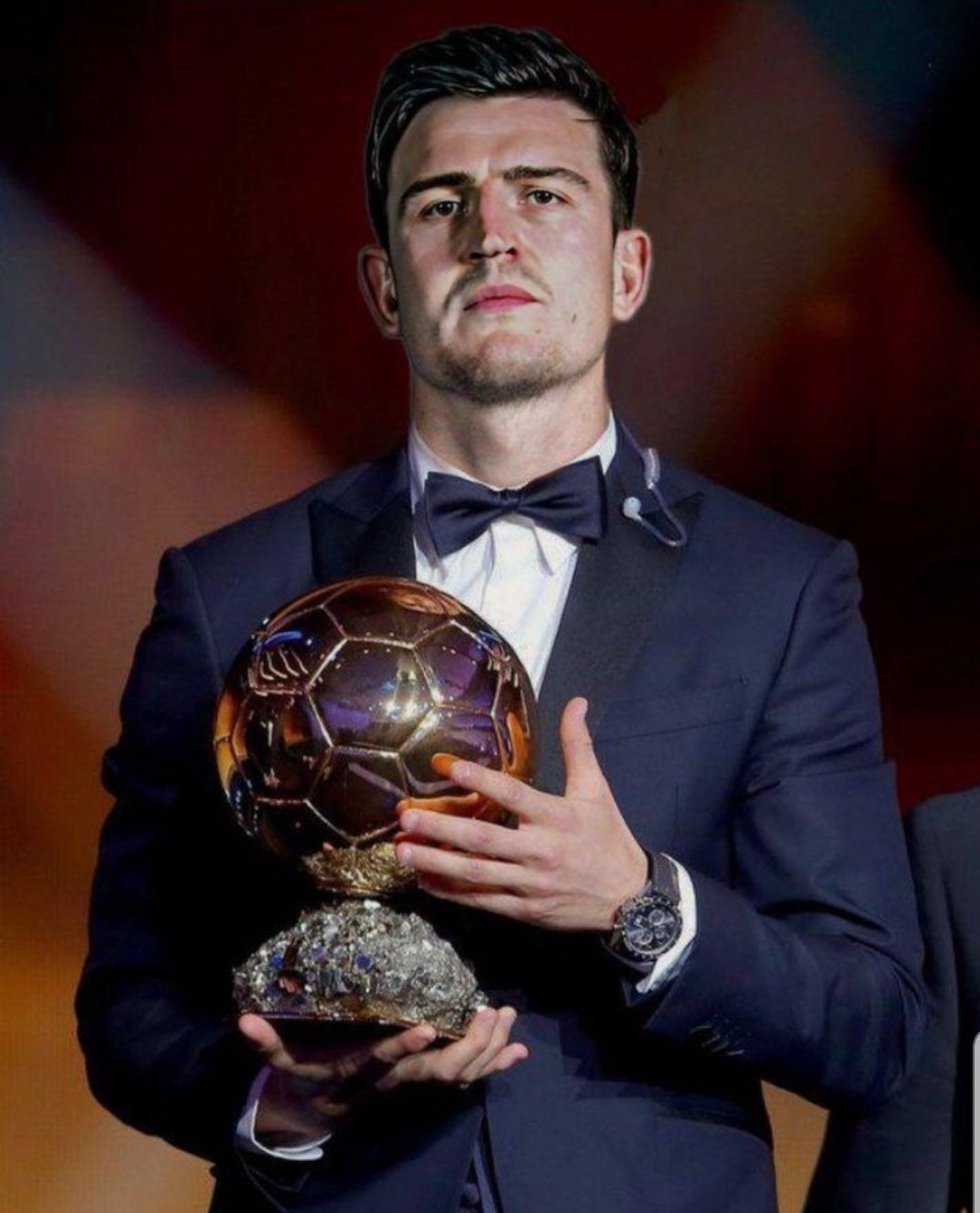 媒体人：中国足球真正的危机是不快乐，大家都缺乏尊重和信任（媒体人：中国足球的深层危机在于不快乐，尊重与信任普遍缺失）