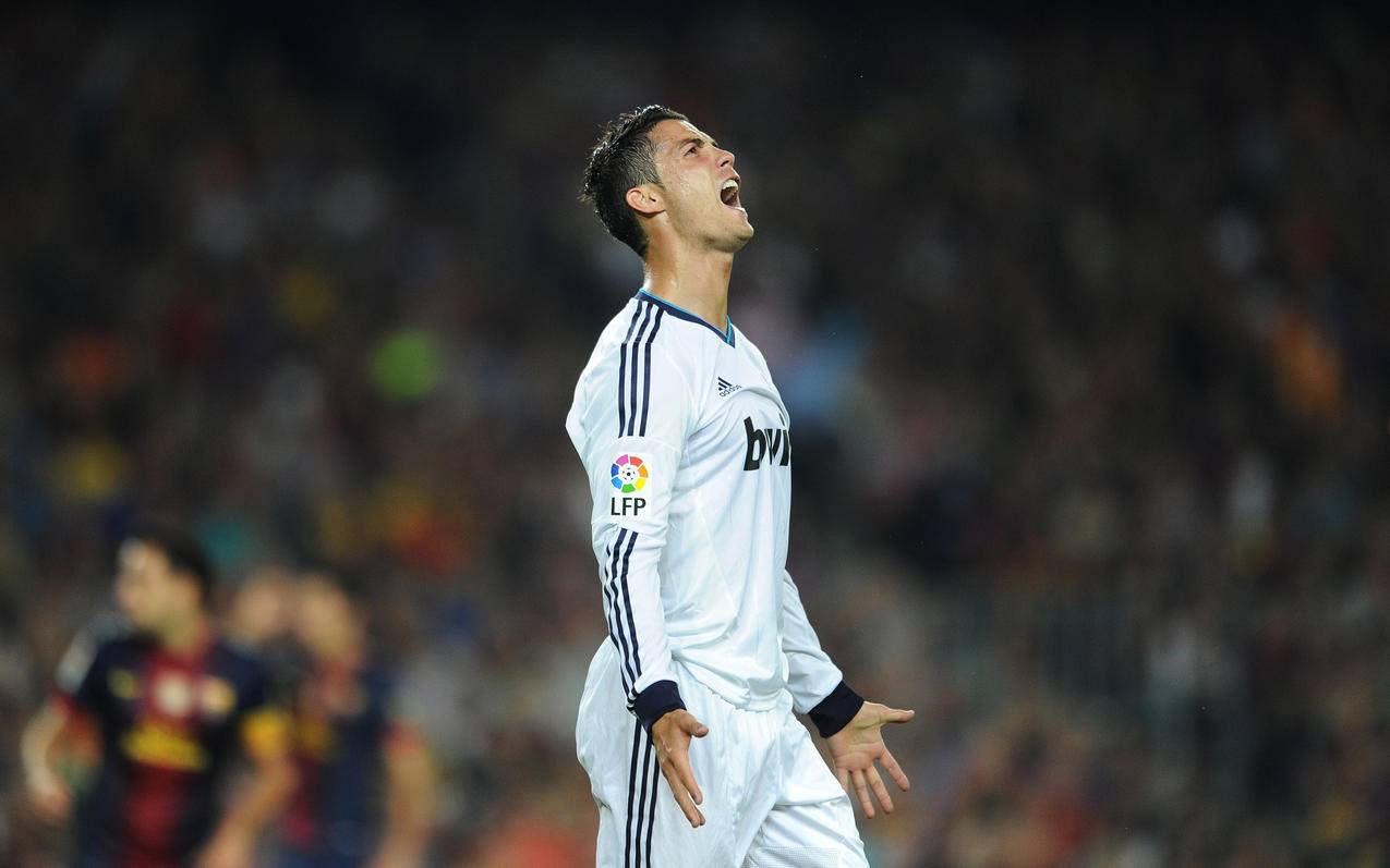 邮报：吉达联合准备给B费提供2600万镑的年薪（据邮报，吉达联合为B费开出2600万英镑年薪）