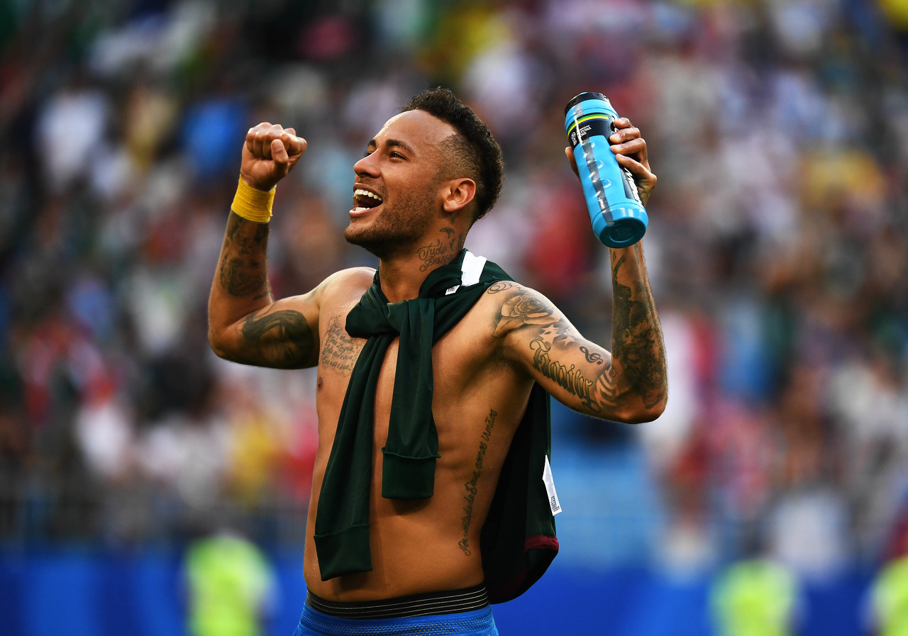 3-2大逆转！AC米兰争冠有戏：3连胜登顶+13轮不败，榜首3强差1分