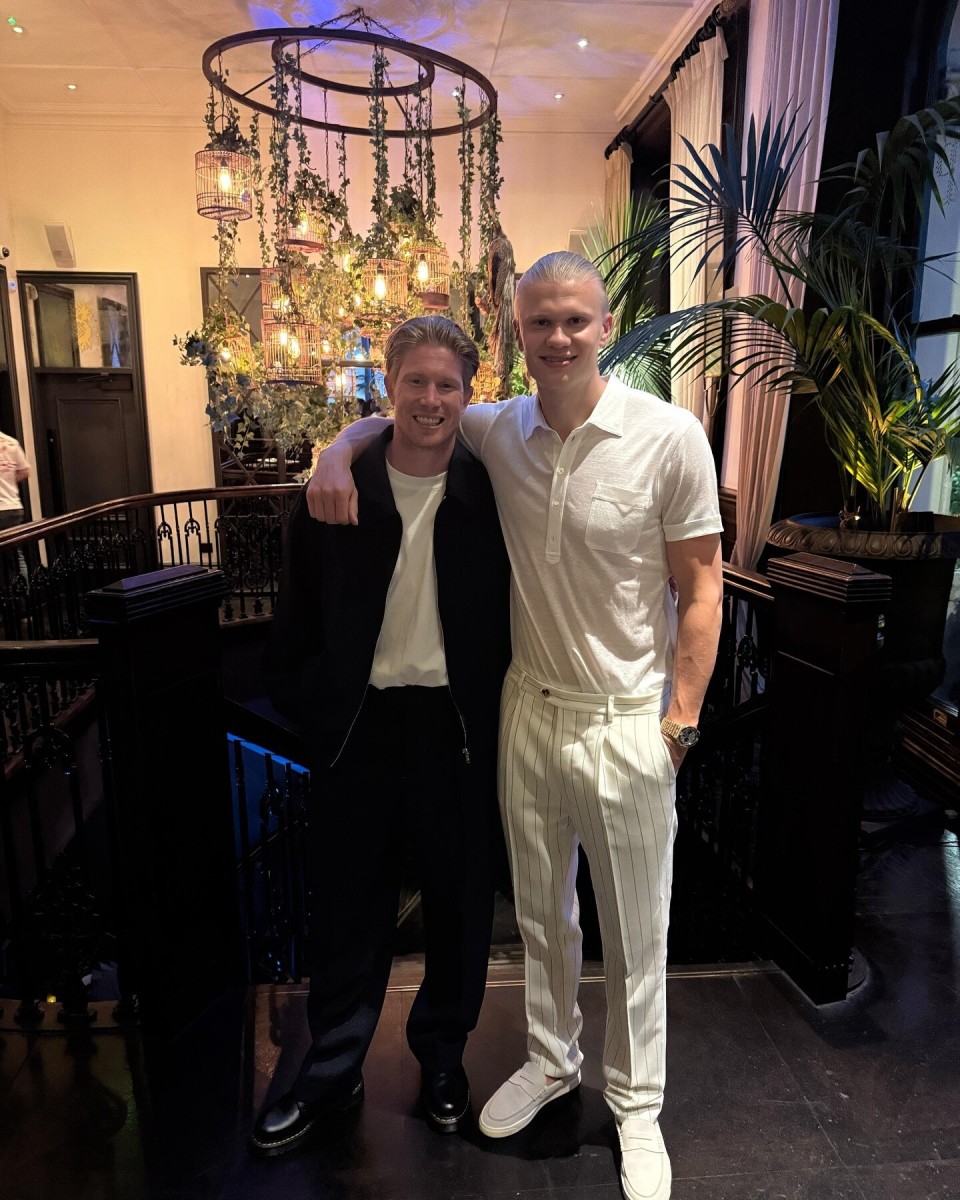 盘点非洲杯荒唐事：裁判中暑提前吹哨，1米7后卫客串门将（非洲杯离谱瞬间盘点：裁判中暑提前鸣哨，1米7后卫客串守门员）