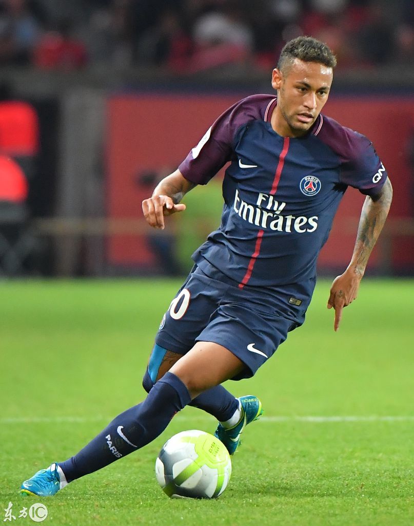 美媒：加兰升级为可以出战，朗佐·鲍尔将缺席比赛